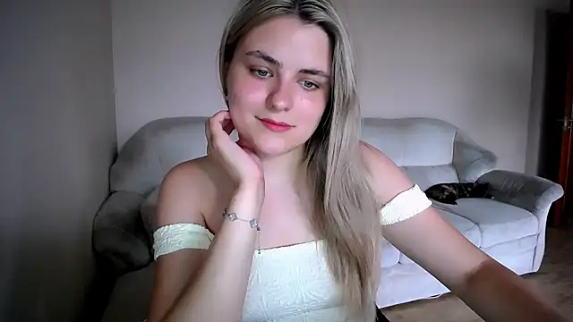 Snapshot of _shy_sabrina__ chatting on June 2026 12:47:02 PM shy sabrina online show from June 2026 12:47:02 PM