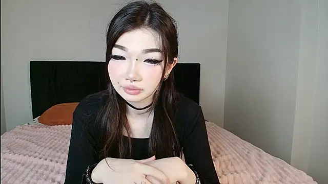 Snapshot of kum1k0 chatting on April 2026 05:19:01 AM kum1k0 online show from April 2026 05:19:01 AM