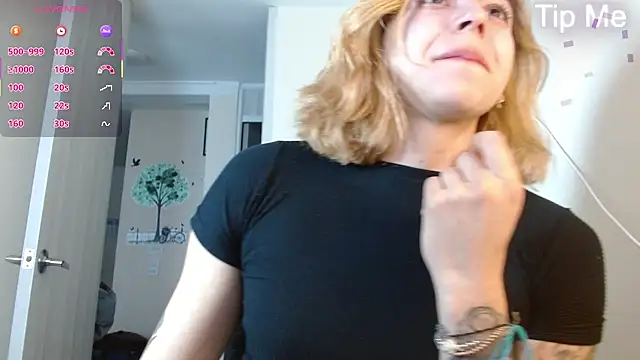 aprildumont online show from June 2026 10:15:02 PM