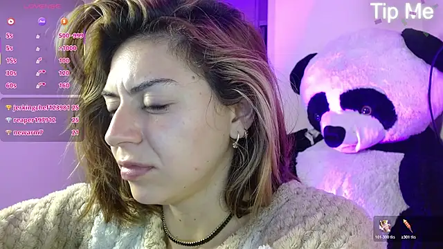 Snapshot of aprildumont chatting on May 2026 10:31:01 AM aprildumont online show from May 2026 10:31:01 AM