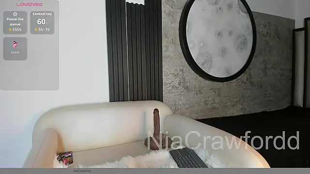 Snapshot of NiaCrawfordd chatting on April 2026 04:52:02 AM NiaCrawfordd online show from April 2026 04:52:02 AM