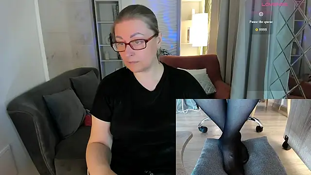 Alexandra Kind online show from May 2026 01:50:01 PM