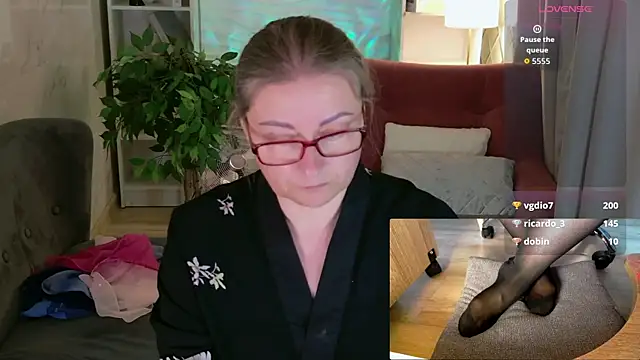 Alexandra Kind online show from July 2026 02:03:02 AM