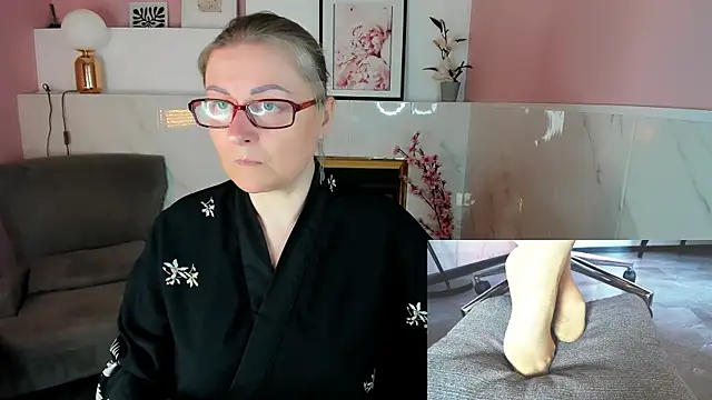 Alexandra Kind online show from May 2026 01:51:02 PM