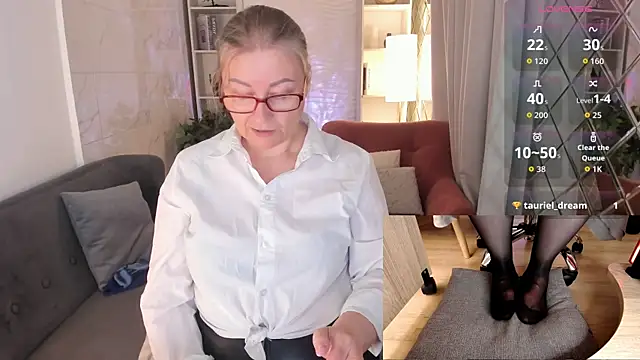 Alexandra Kind online show from July 2026 08:48:01 PM