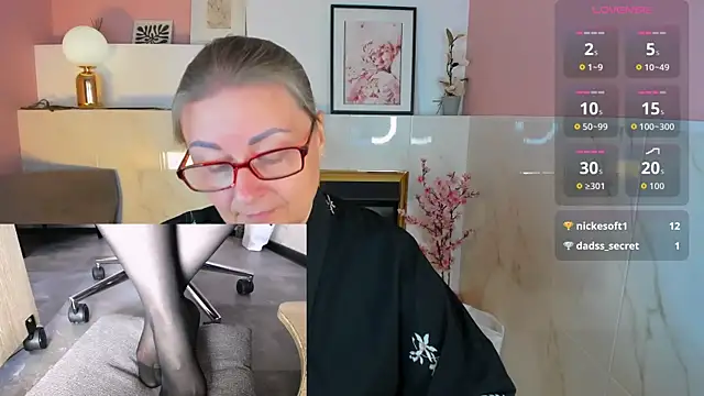 Alexandra Kind online show from July 2026 09:10:01 PM