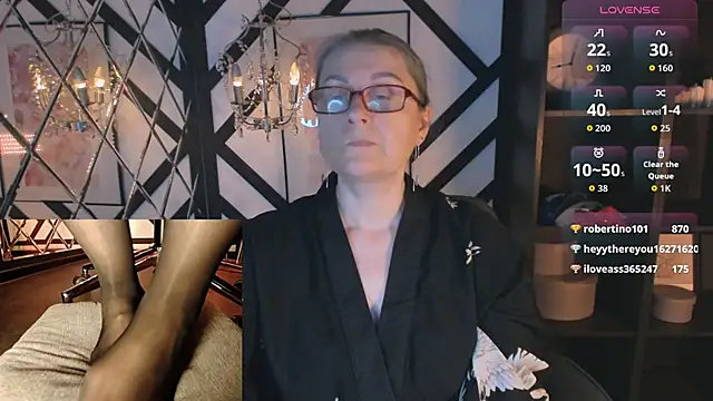 Alexandra Kind online show from May 2026 01:59:03 AM