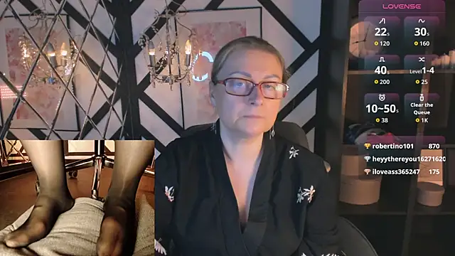 Alexandra Kind online show from May 2026 01:48:07 AM