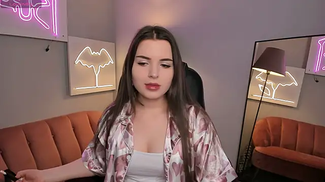 AliceLiador  online show from June 2026 02:50:01 PM