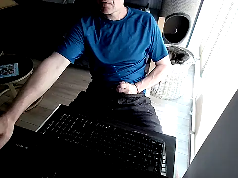KoneserZmyslow online show from June 2026 02:23:01 PM
