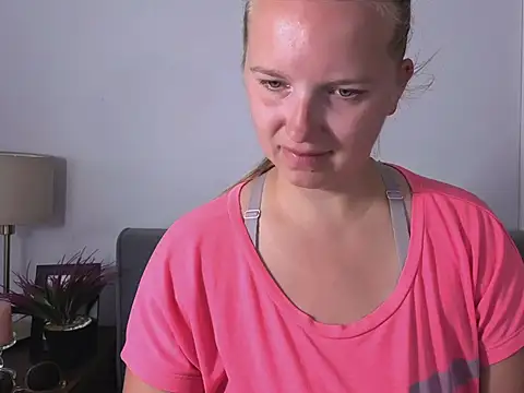 Snapshot of RoseTeacherX chatting on July 2026 06:31:01 AM RoseTeacherX online show from July 2026 06:31:01 AM