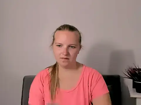 Snapshot of RoseTeacherX chatting on June 2026 05:02:01 PM RoseTeacherX online show from June 2026 05:02:01 PM