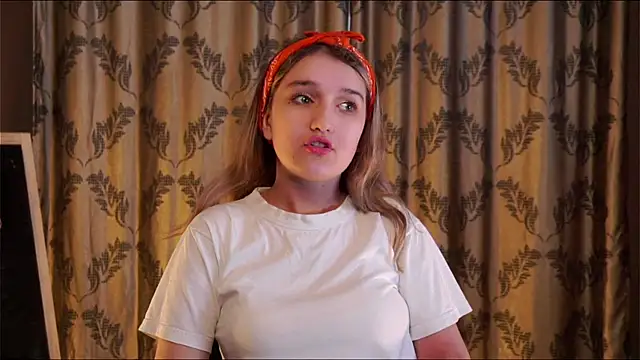 ThaliaNebel online show from April 2026 01:13:02 PM