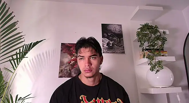 andyypalmer  online show from May 2026 11:46:02 AM