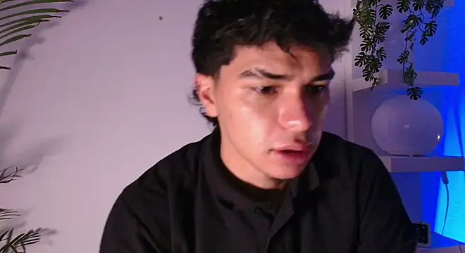 andyypalmer  online show from April 2026 06:05:01 AM