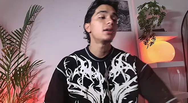 andyypalmer  online show from May 2026 06:11:01 AM