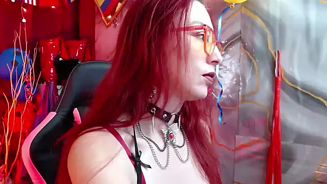 Queenscarlettsecret online show from July 2026 01:19:01 PM