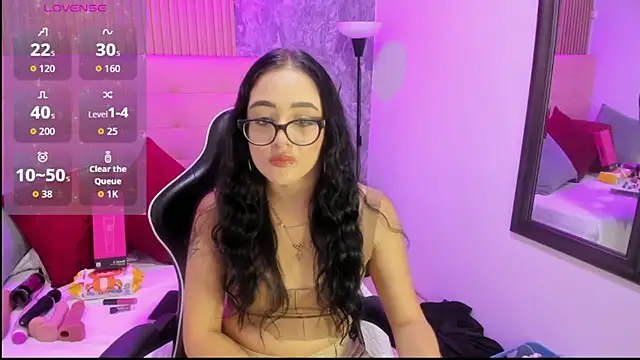 Amiee Kovva online show from July 2026 07:09:01 PM