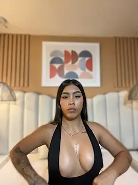 valery vanegas online show from April 2026 08:26:01 PM