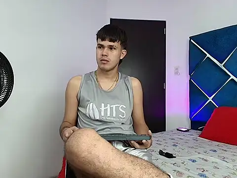 EdwinBoys online show from May 2026 12:50:01 PM