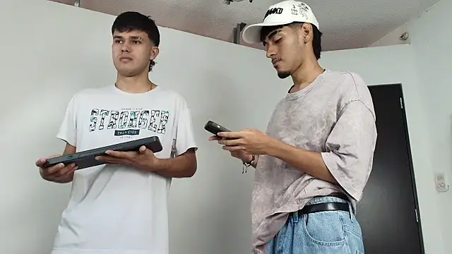 EdwinBoys online show from May 2026 01:30:01 PM