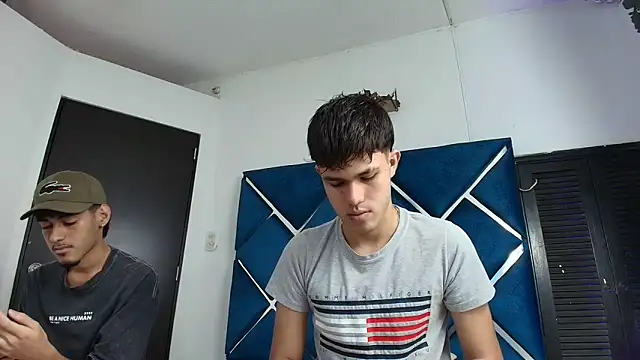 EdwinBoys online show from May 2026 01:20:01 PM