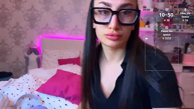 MyNaomi online show from May 2026 07:56:02 PM