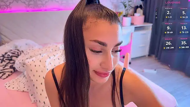 Snapshot of MyNaomi chatting on July 2026 08:50:02 PM MyNaomi online show from July 2026 08:50:02 PM