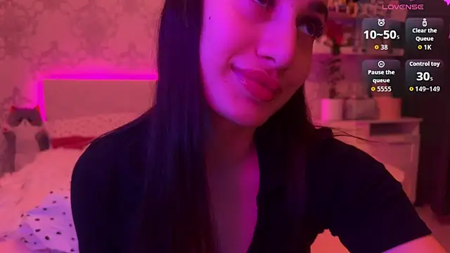 Snapshot of MyNaomi chatting on June 2026 08:10:01 PM MyNaomi online show from June 2026 08:10:01 PM
