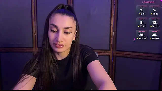 Snapshot of MyNaomi chatting on June 2026 09:31:01 PM MyNaomi online show from June 2026 09:31:01 PM