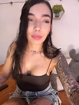 milasantana  online show from June 2026 08:32:01 PM