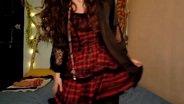 Snapshot of missclochette chatting on May 2026 06:34:02 PM missclochette online show from May 2026 06:34:02 PM