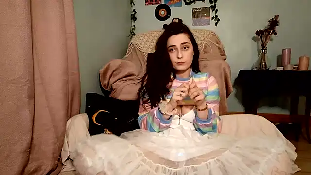 missclochette online show from June 2026 12:06:02 PM