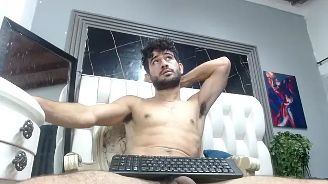 aaron jones 1 online show from May 2026 03:19:01 AM
