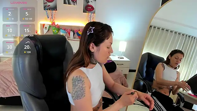 Kim Jeins666  online show from July 2026 12:28:01 PM