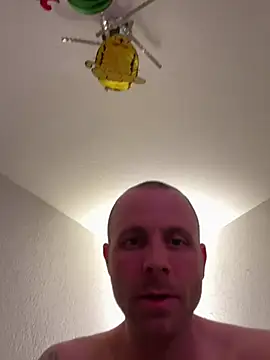 sisaxxxx online show from April 2026 10:04:01 PM