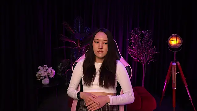 Ami yuna online show from April 2026 09:00:01 AM