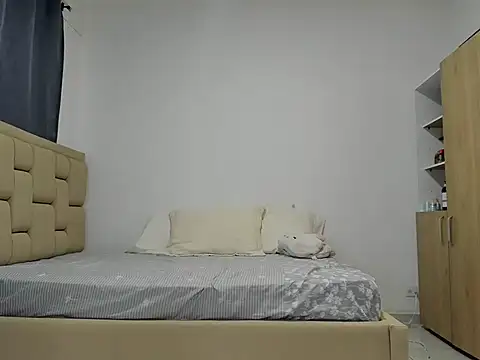 Scarletcute24 online show from July 2026 08:08:02 PM