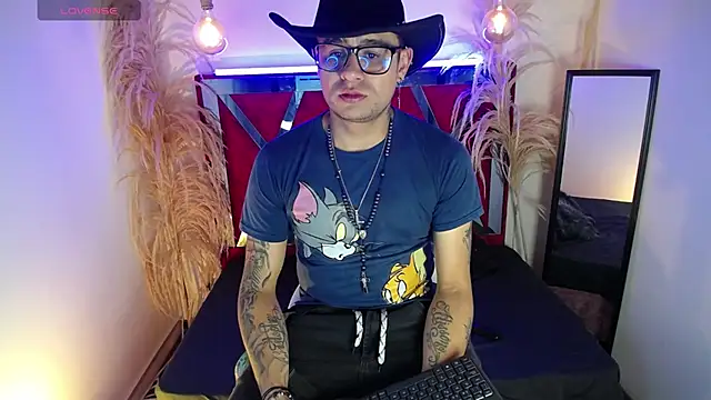 Nickk 21  online show from May 2026 01:06:02 PM