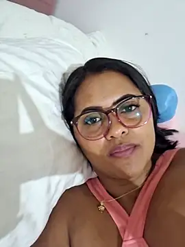 Ayla Phone online show from April 2026 12:39:01 AM