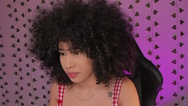 Snapshot of Liaaa_1 chatting on May 2026 12:22:02 AM Liaaa 1 online show from May 2026 12:22:02 AM