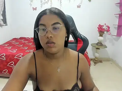 Snapshot of miasexi_hot11 chatting on May 2026 07:36:02 PM miasexi hot11 online show from May 2026 07:36:02 PM