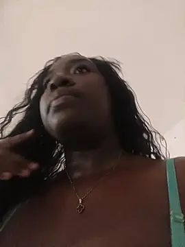 KaleaEbony online show from April 2026 03:32:02 AM