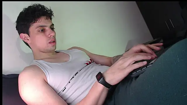 stefan slvtre  online show from April 2026 02:14:02 AM