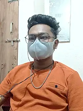 hot boy995 online show from May 2026 10:32:01 AM