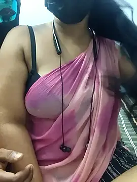 sweetylove01 online show from May 2026 06:06:02 PM