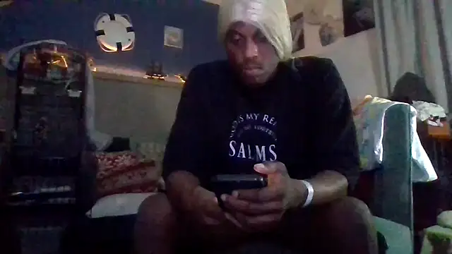 Snapshot of Dicksee_Left chatting on June 2026 07:24:02 AM Dicksee Left online show from June 2026 07:24:02 AM