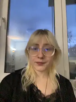 Blondie Picxel   online show from April 2026 04:13:01 PM