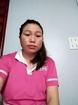 Cong2211 online show from April 2026 11:00:02 PM