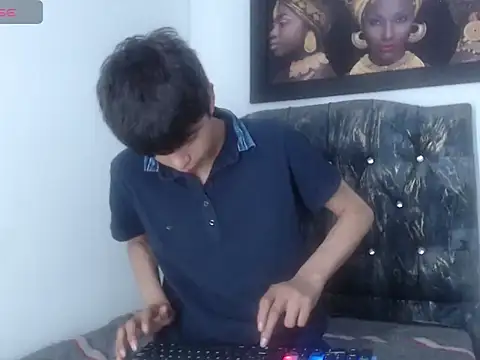 alex it0 online show from April 2026 07:37:01 PM
